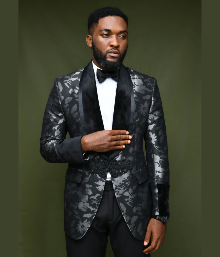 Black Floral Shawl Lapel Tuxedo Suit – Men's Custom Bespoke Suits