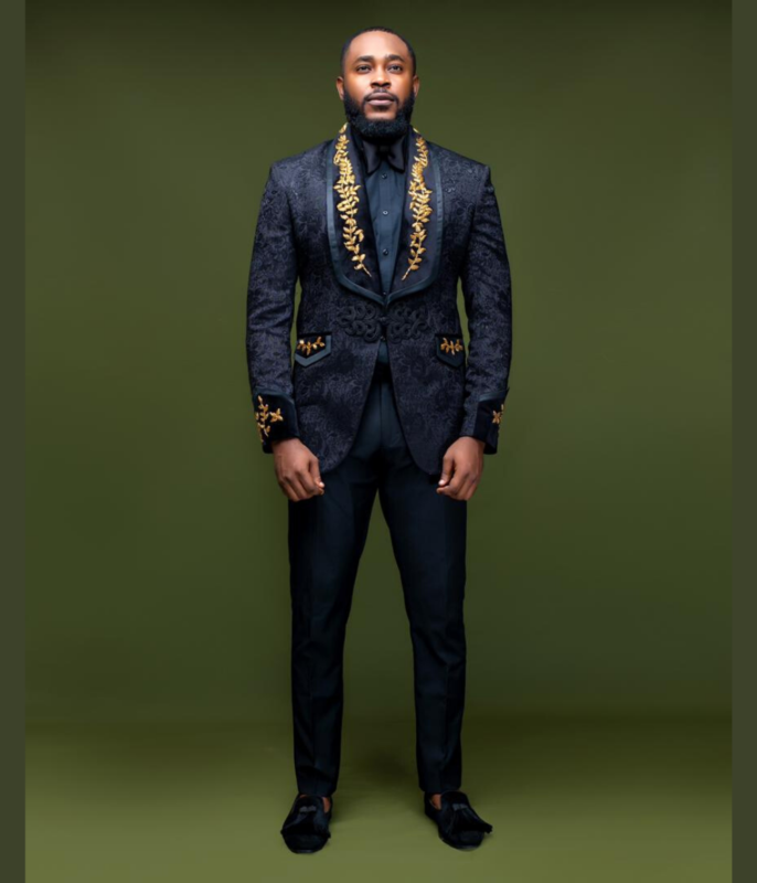 Black Jacquard Embellished Shawl Lapel Suit